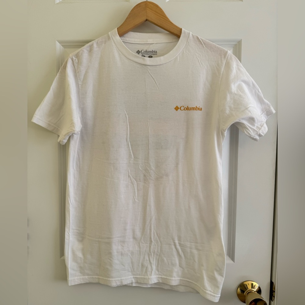 Columbia T-shirt